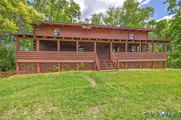 10.8 Acres of Recreational Land with Home for Sale in Cartersville, Virginia