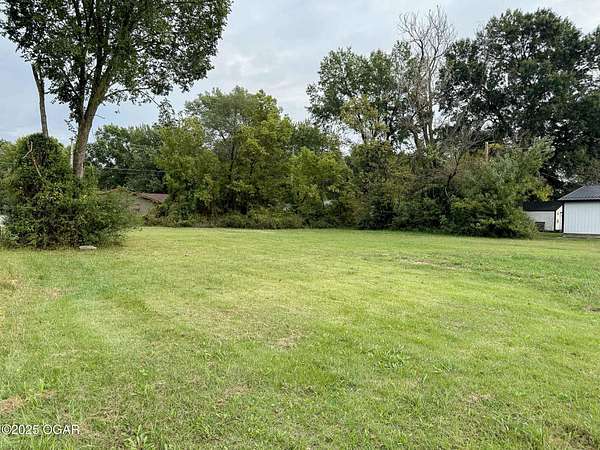 0.25 Acres of Residential Land for Sale in Baxter Springs, Kansas