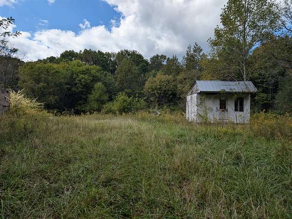 2.6 Acres of Residential Land for Sale in Tracy City, Tennessee