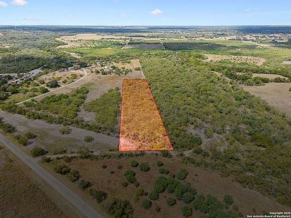 4.1 Acres of Mixed-Use Land for Sale in Floresville, Texas