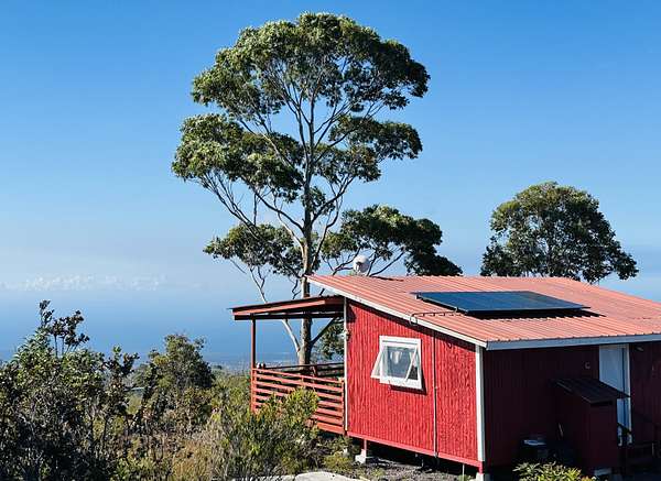 1 Acre of Residential Land with Home for Sale in Hawaiian Ocean View, Hawaii