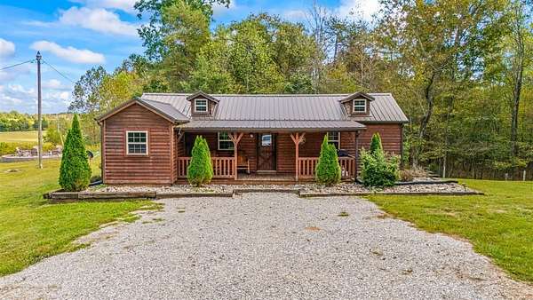 1.82 Acres of Residential Land with Home for Sale in Cub Run, Kentucky