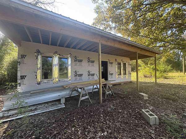 6 Acres of Residential Land with Home for Sale in Danville, Georgia