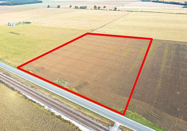 15 Acres of Agricultural Land for Auction in Brunswick, Missouri