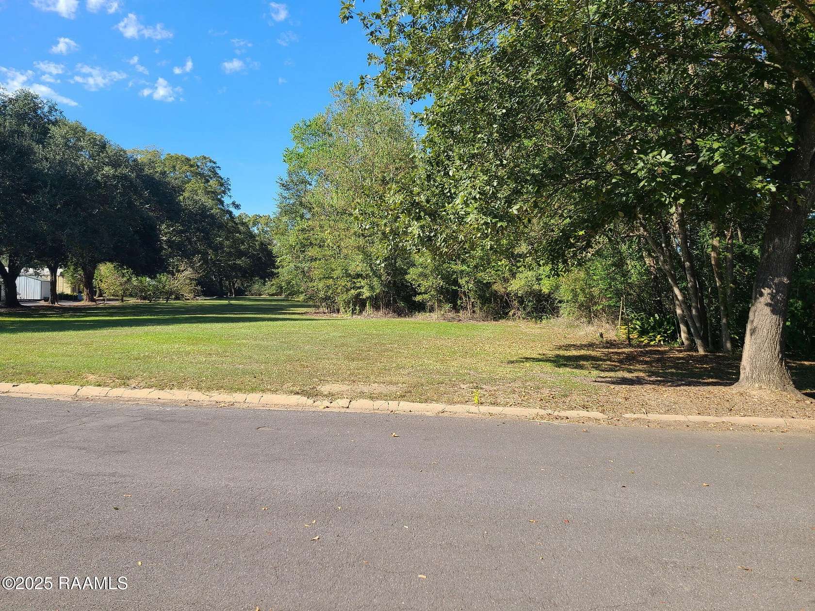3 Acres of Residential Land for Sale in Ville Platte, Louisiana