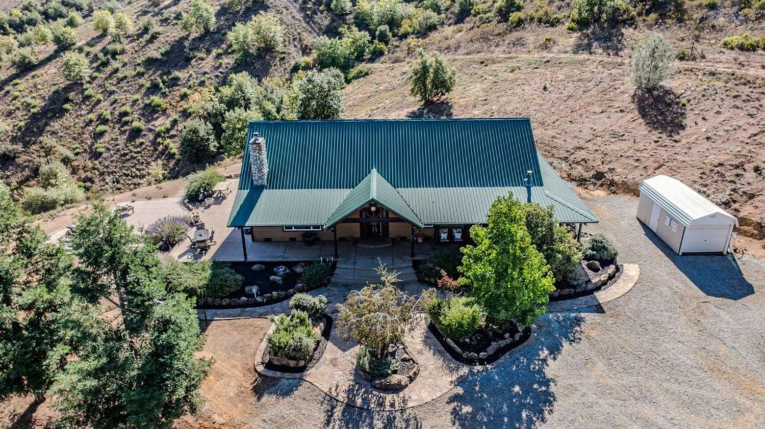 40 Acres of Recreational Land with Home for Sale in Mountain Ranch, California