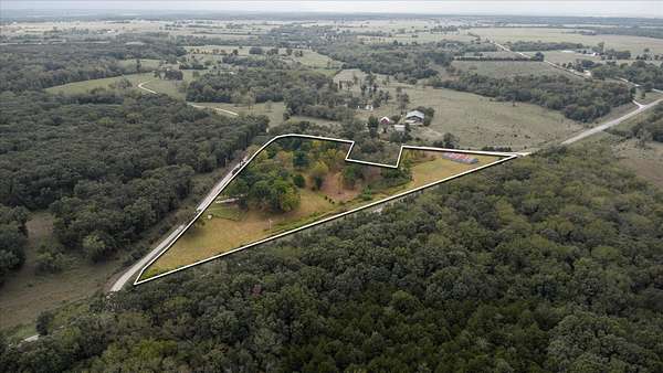 8.3 Acres of Improved Commercial Land for Sale in Stockton, Missouri