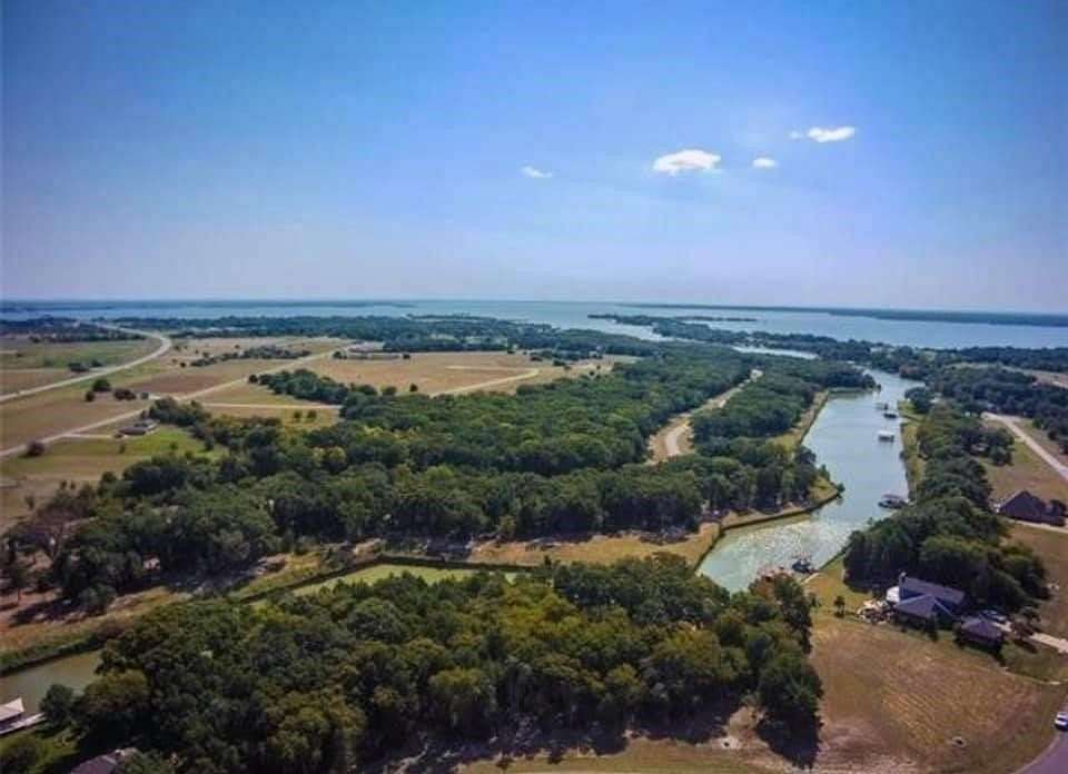 5 Acres of Residential Land for Sale in Corsicana, Texas