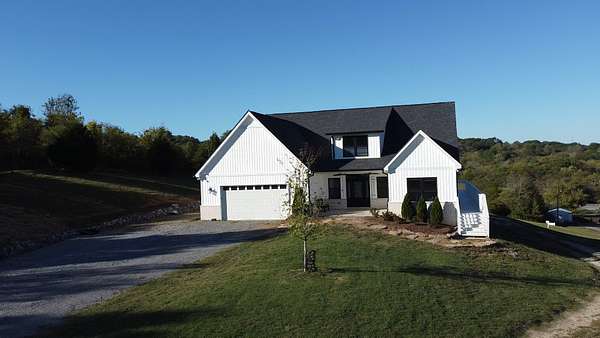 4.9 Acres of Residential Land with Home for Sale in Goodlettsville, Tennessee