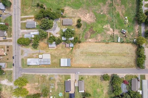 2.12 Acres of Commercial Land for Sale in Burkburnett, Texas