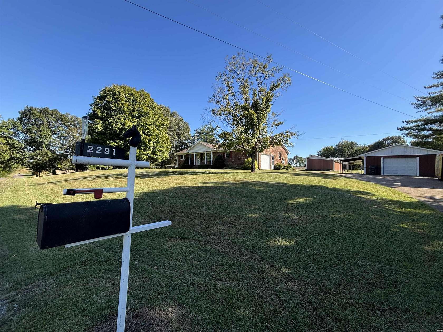 33 Acres of Agricultural Land with Home for Sale in Fulton, Kentucky