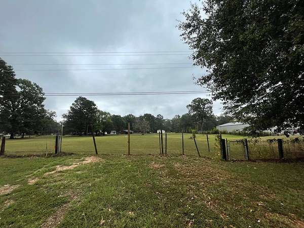 1.16 Acres of Commercial Land for Sale in Texarkana, Texas