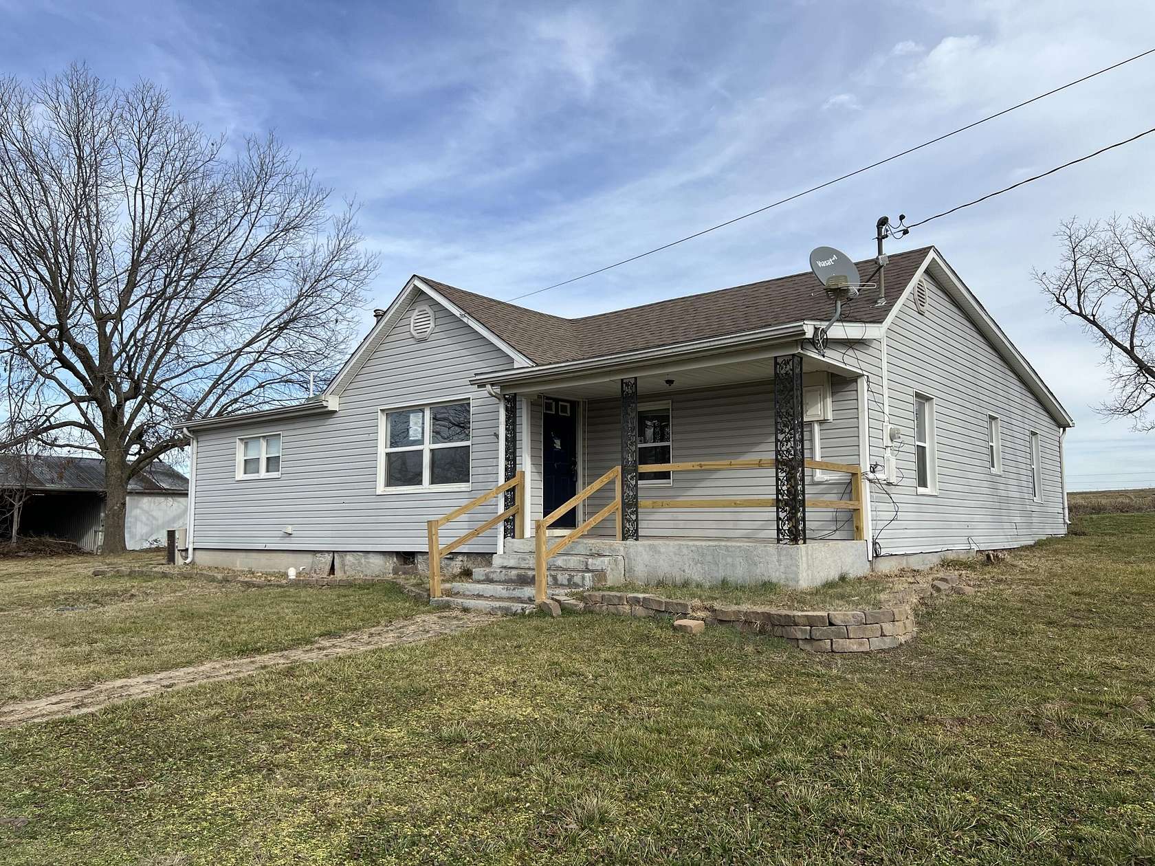 3.16 Acres of Residential Land with Home for Sale in Ash Grove, Missouri