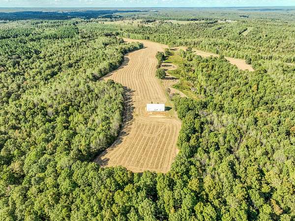 185 Acres of Land with Home for Sale in Westpoint, Tennessee