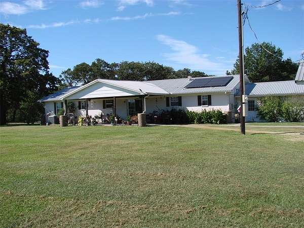 37.6 Acres of Land with Home for Sale in Gordonville, Texas