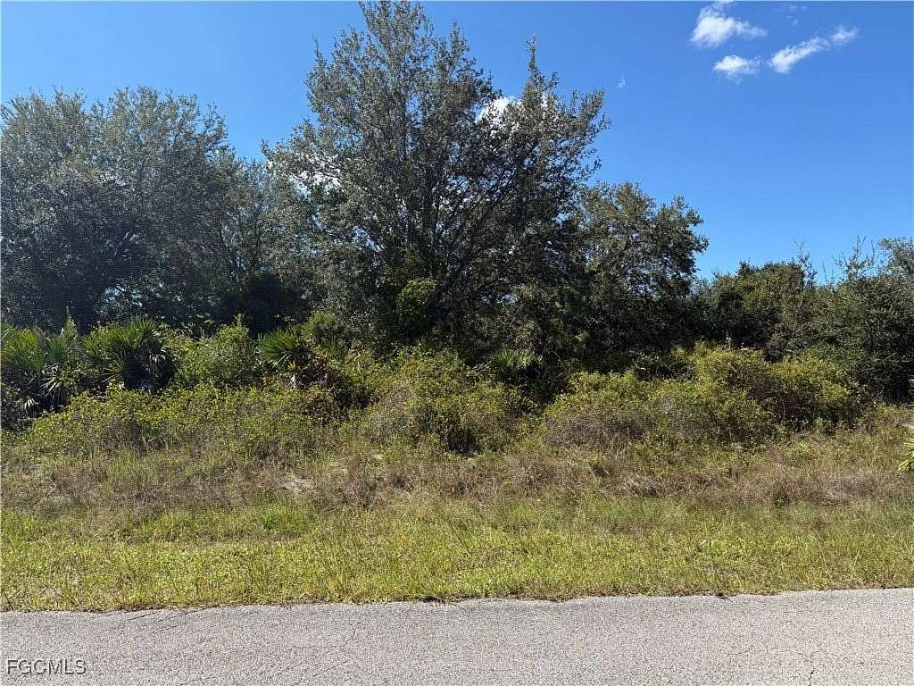 0.5 Acres of Residential Land for Sale in Lehigh Acres, Florida