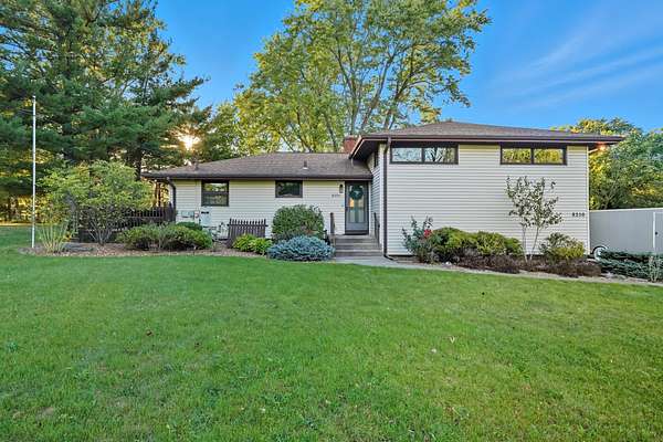 1.72 Acres of Residential Land with Home for Sale in Dyer, Indiana