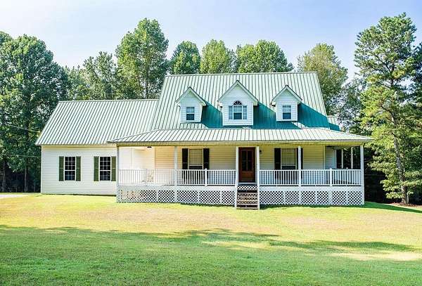 2 Acres of Residential Land with Home for Sale in Hanceville, Alabama