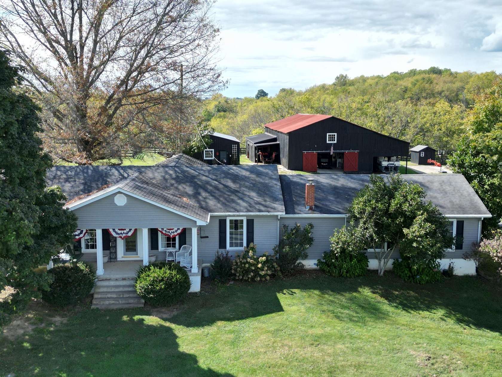 19.2 Acres of Land with Home for Sale in Richmond, Kentucky