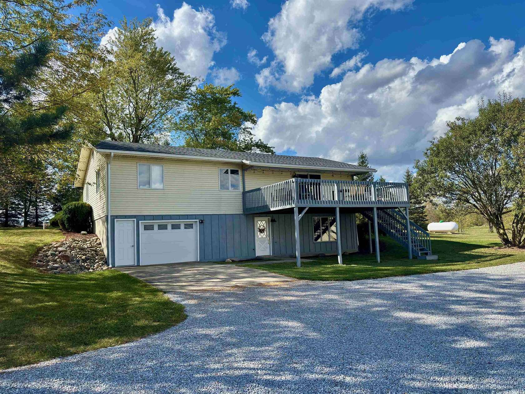 6.38 Acres of Residential Land with Home for Sale in Hamilton, Indiana