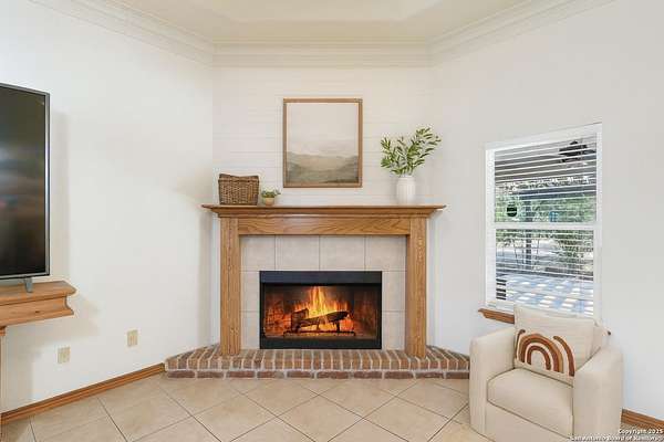 1.5 Acres of Residential Land with Home for Sale in Seguin, Texas