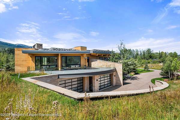 2 Acres of Land with Home for Lease in Aspen, Colorado