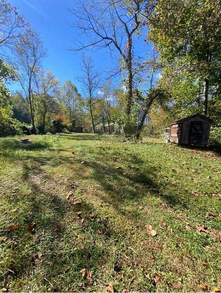 3 Acres of Mixed-Use Land for Sale in Campton, Kentucky