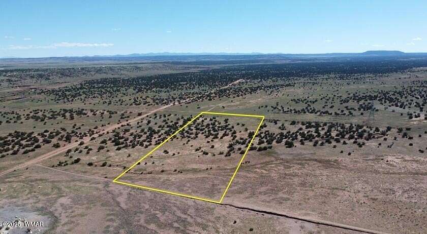 13.5 Acres of Land for Sale in Concho, Arizona
