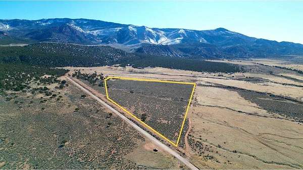 20 Acres of Agricultural Land for Sale in Cedar City, Utah