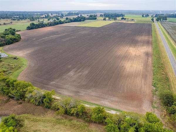 30 Acres of Land for Sale in Harrah, Oklahoma