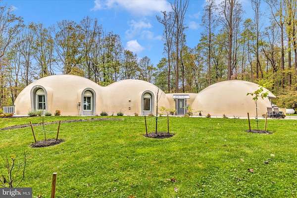 6 Acres of Residential Land with Home for Sale in Smithsburg, Maryland