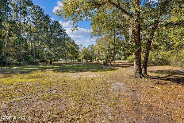 2.5 Acres of Land for Sale in Green Cove Springs, Florida