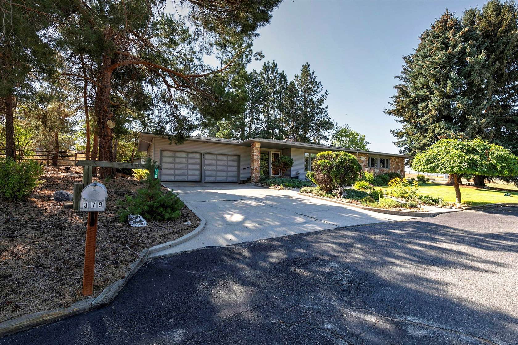 2 Acres of Residential Land with Home for Sale in Hamilton, Montana