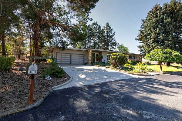 2 Acres of Residential Land with Home for Sale in Hamilton, Montana