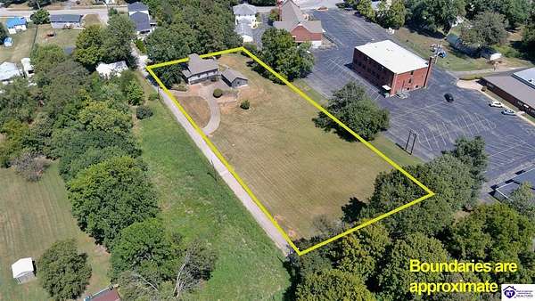 2.89 Acres of Residential Land with Home for Sale in Vine Grove, Kentucky