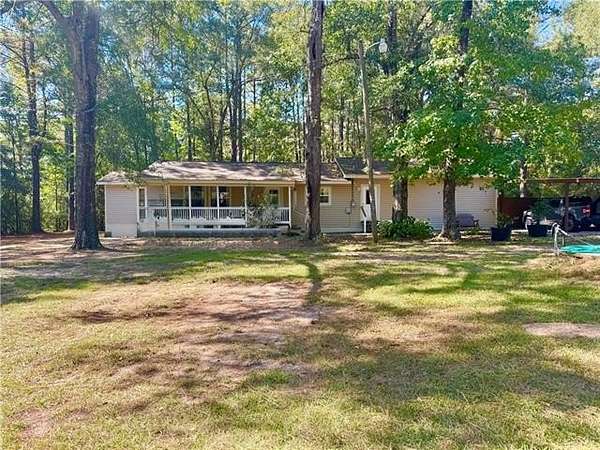1.79 Acres of Residential Land with Home for Sale in Pineville, Louisiana