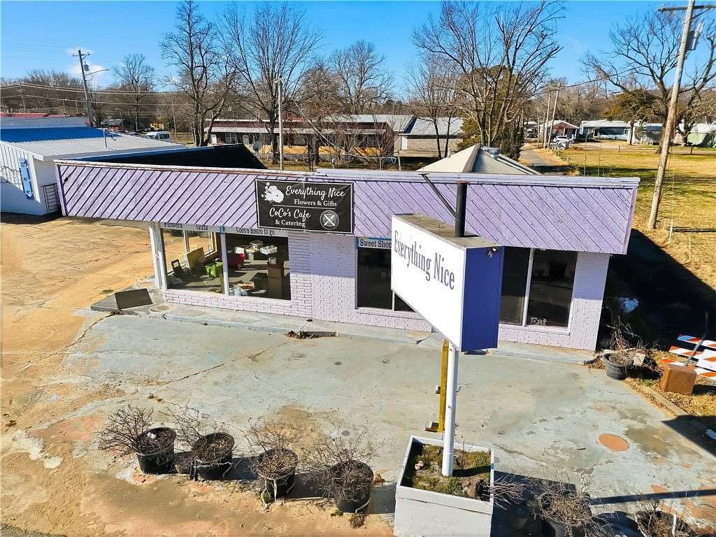 0.25 Acres of Commercial Land for Sale in Stilwell, Oklahoma