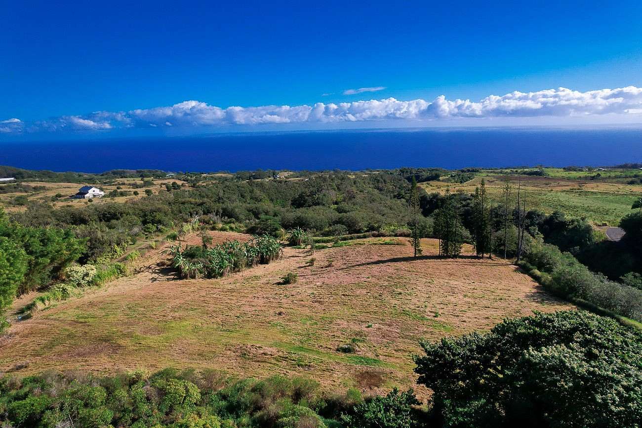3.2 Acres of Residential Land for Sale in Pāpaʻaloa, Hawaii