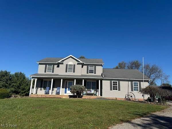 1.53 Acres of Residential Land with Home for Sale in Beloit, Ohio