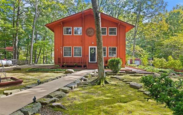 19.5 Acres of Land with Home for Sale in Morgantown, Kentucky