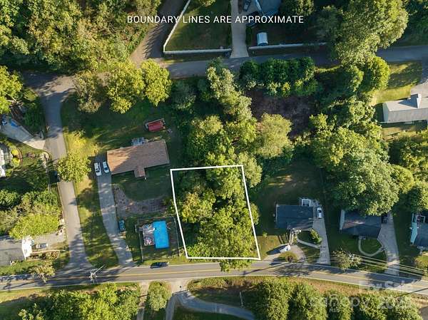 0.25 Acres of Residential Land for Sale in Waynesville, North Carolina