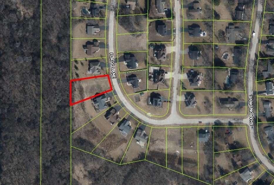 0.5 Acres of Residential Land for Sale in Woodstock, Illinois