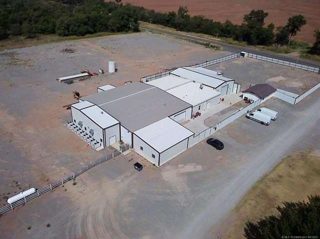 5.2 Acres of Improved Commercial Land for Sale in Seiling, Oklahoma