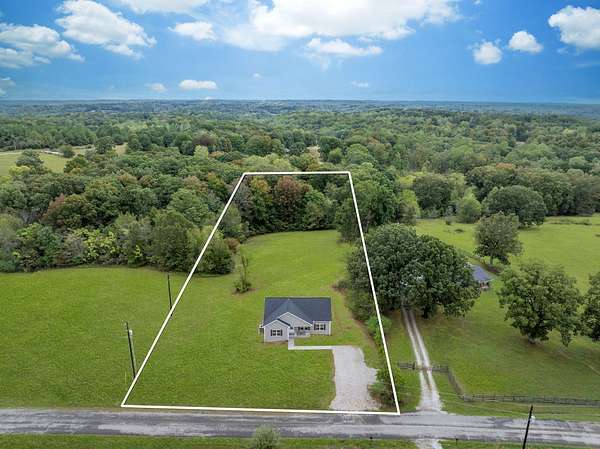 1.79 Acres of Residential Land with Home for Sale in Dickson, Tennessee