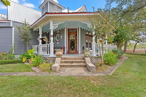 3.22 Acres of Residential Land with Home for Auction in Kingsland, Texas