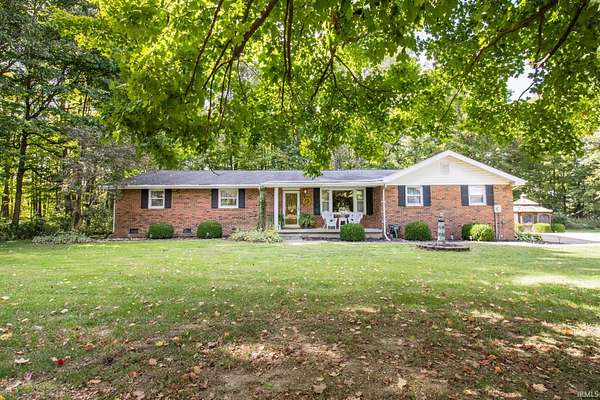 4 Acres of Residential Land with Home for Sale in Mooreland, Indiana