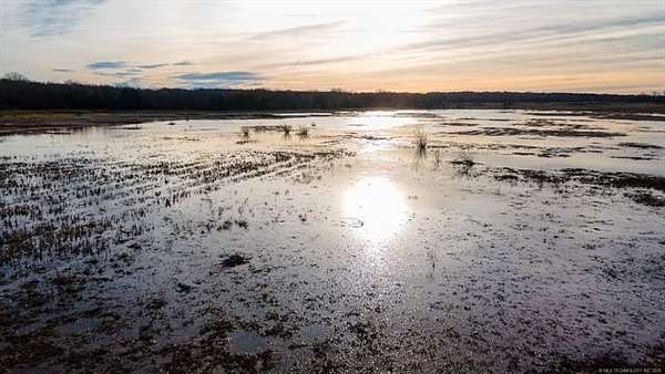 401 Acres of Recreational Land for Sale in Chandler, Oklahoma