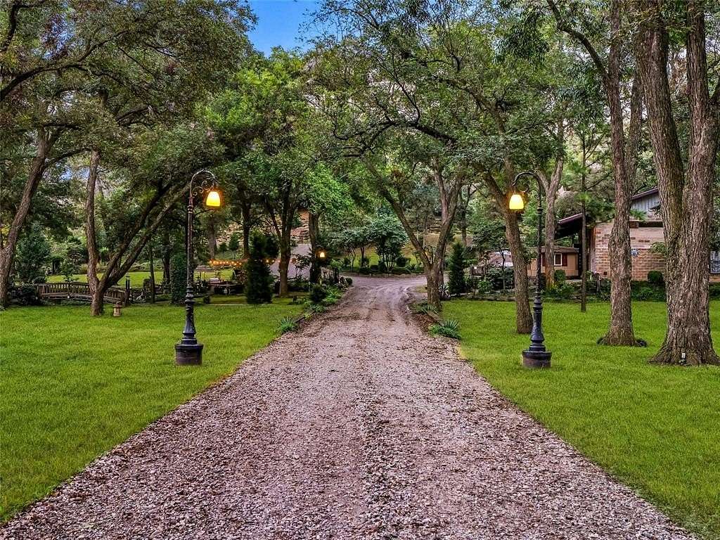 31.6 Acres of Recreational Land with Home for Sale in Catoosa, Oklahoma