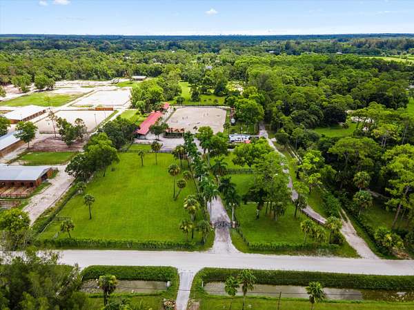 5 Acres of Improved Land for Lease in Loxahatchee Groves, Florida