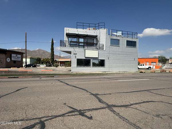 0.07 Acres of Mixed-Use Land for Sale in El Paso, Texas